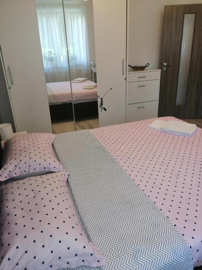 Amigohd² Apartment Hunedoara Bagian luar foto
